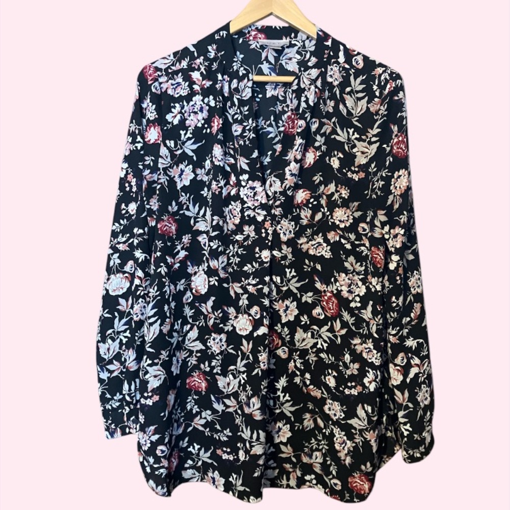 Loft Outlet Beautiful Floral Long Sleeve Blouse W/ Split-Neck M
